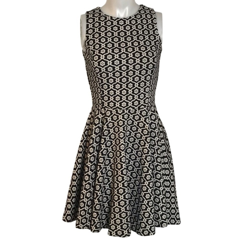 CYNTHIA ROWLEY BLACK & WHITE FIT &‎ FLARE DRESS